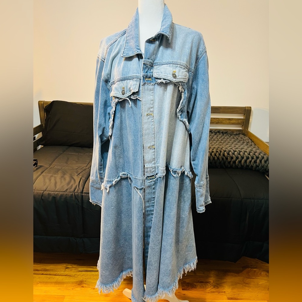 Vintage Free People Denim Frayed Hem Duster